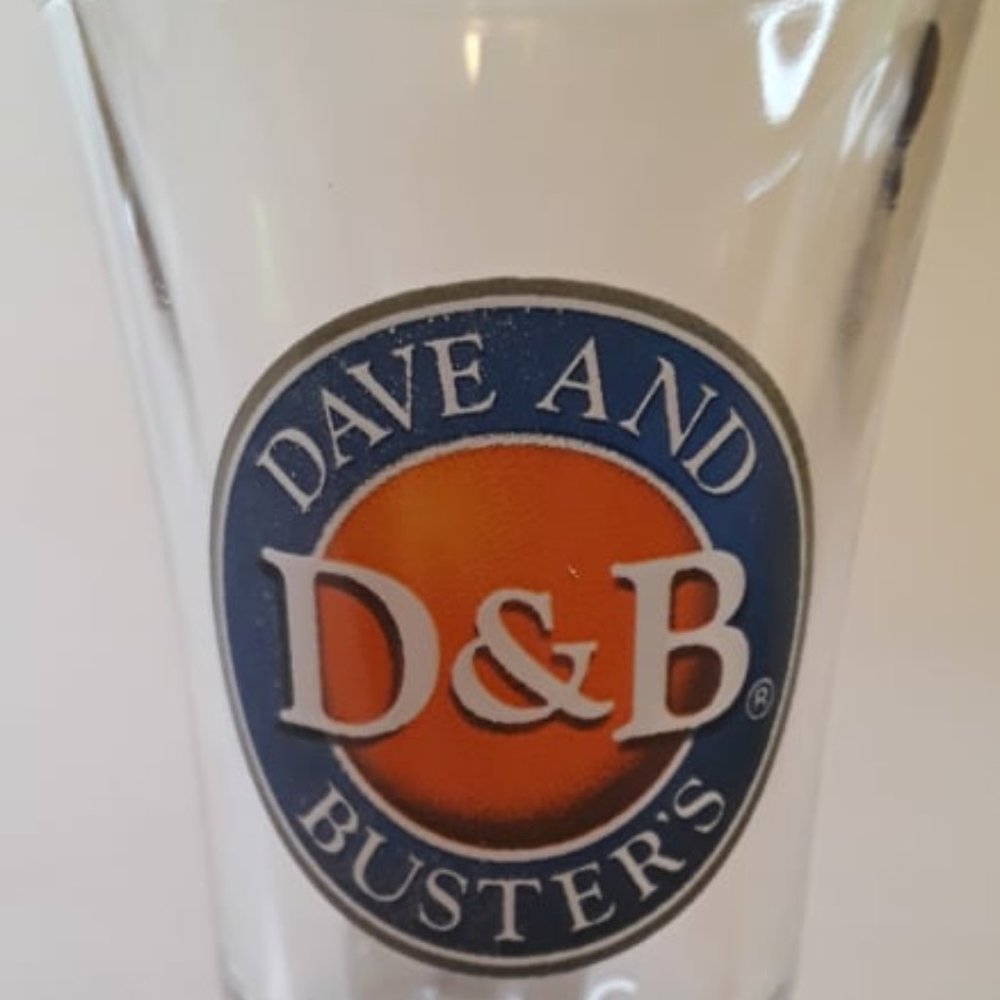 DAVE & BUSTERS SHOT GLASS - UNIQUE "TULIP" DESIGN - 3 1/2" x 2" - BUDGET PRICED